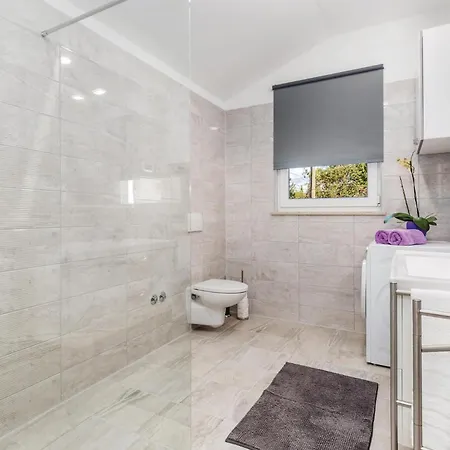 Beautiful In With Wifi *