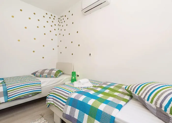 Beautiful In With Wifi بيت للعطل