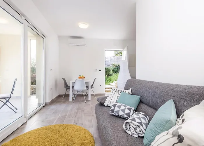 Beautiful In With Wifi بيت للعطل *