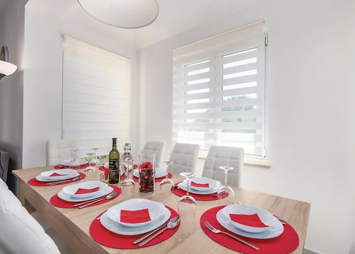 Beautiful In With Wifi بيت للعطل